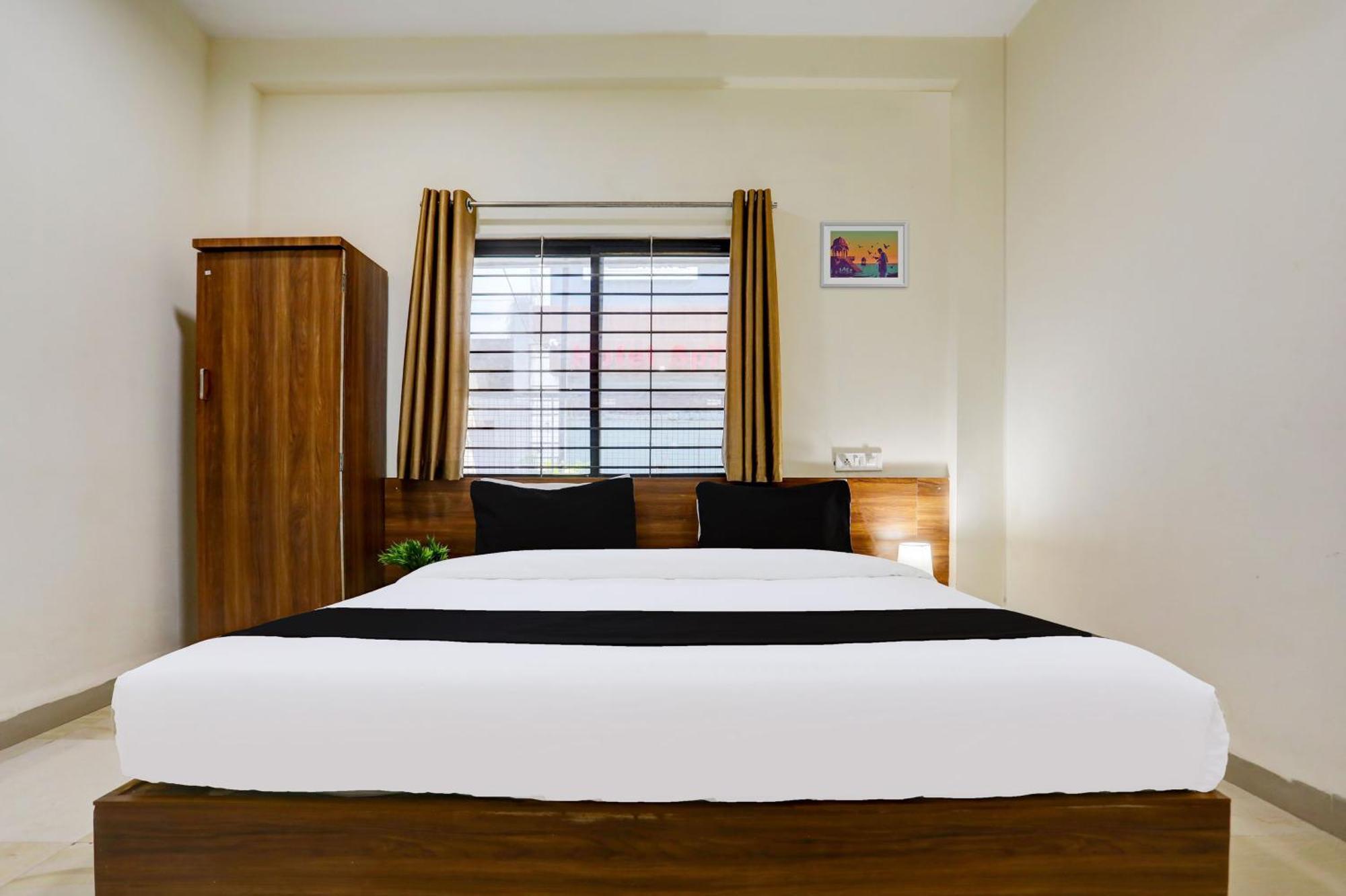 Hotel O Sb 47 Indore Buitenkant foto