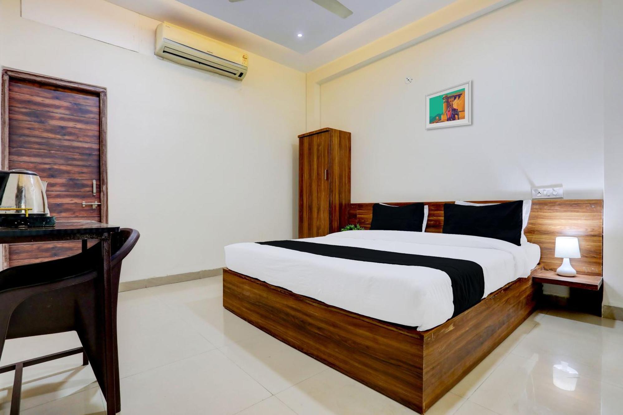 Hotel O Sb 47 Indore Buitenkant foto